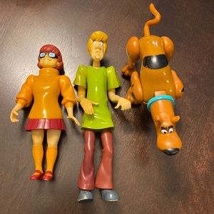 Velma, Shaggy & Scooby Doo action figures
